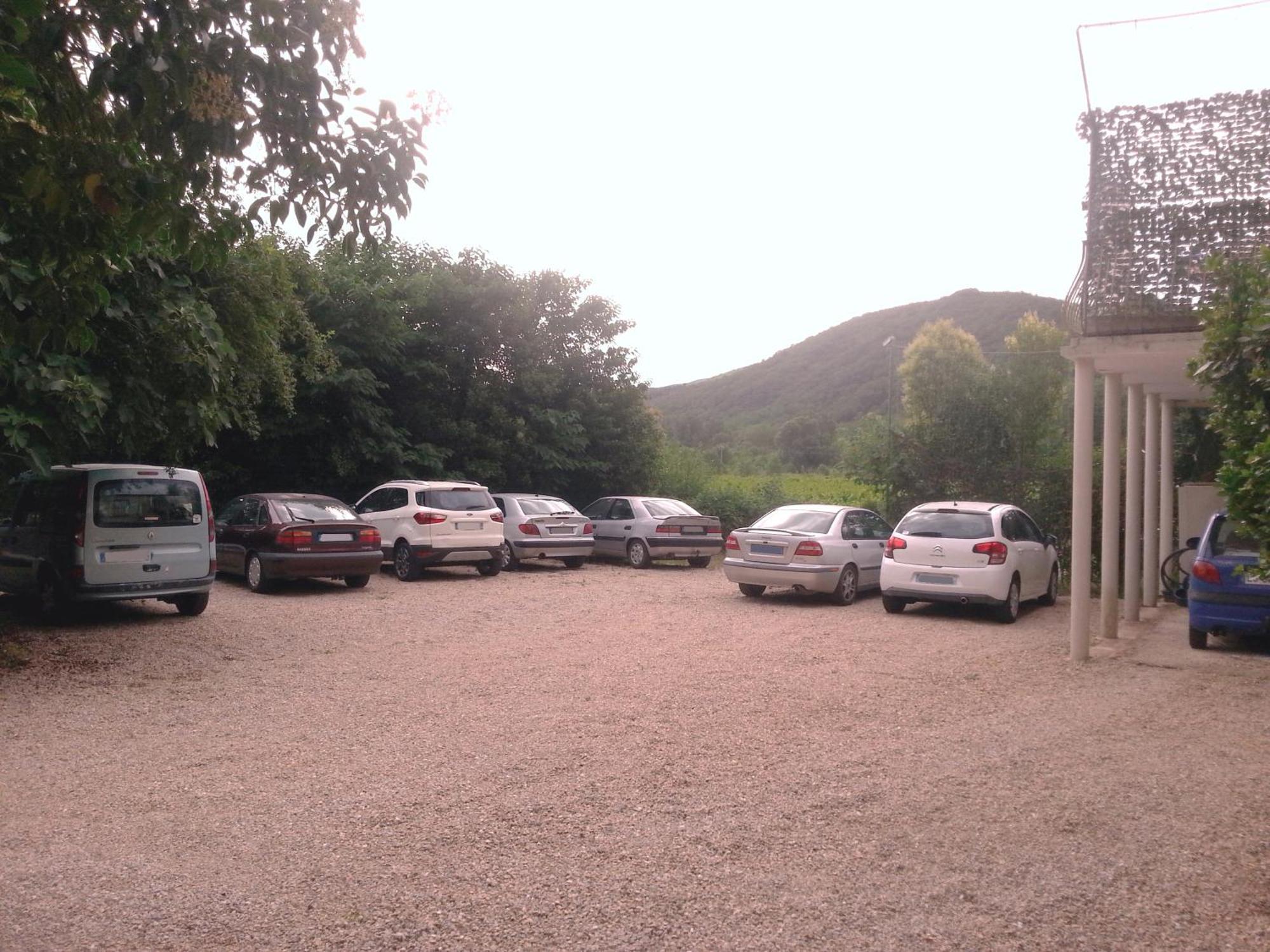Les Martinets: Countryside Retreat With Pool And Jacuzzi Homestay